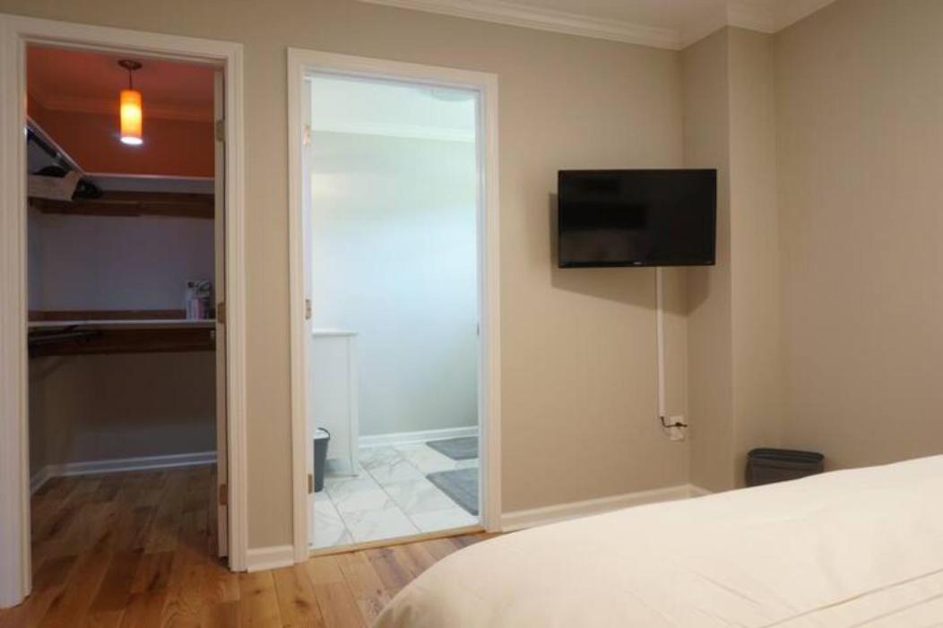 Atlanta Unit 2 Room 2 - Peaceful Weekend Getaway Private Bedroom & Bathroom Εξωτερικό φωτογραφία